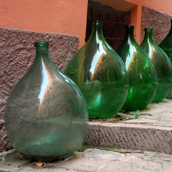 Стеклянные бутыли для кальвадоса