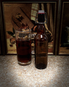 фото Бутылка 0,5 л с бугельной пробкой коричневая (2)
